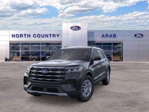 New 2026 Ford Explorer Active RWD image 2