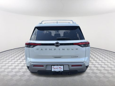 Used 2023 Nissan Pathfinder Platinum w/ Lighting Package (N93) FWD image 5