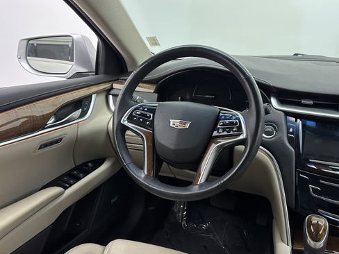 Used 2019 Cadillac XTS Luxury image 23