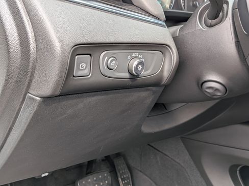 Used 2019 Buick Enclave Avenir w/ Avenir Technology Package AWD/4WD image 14