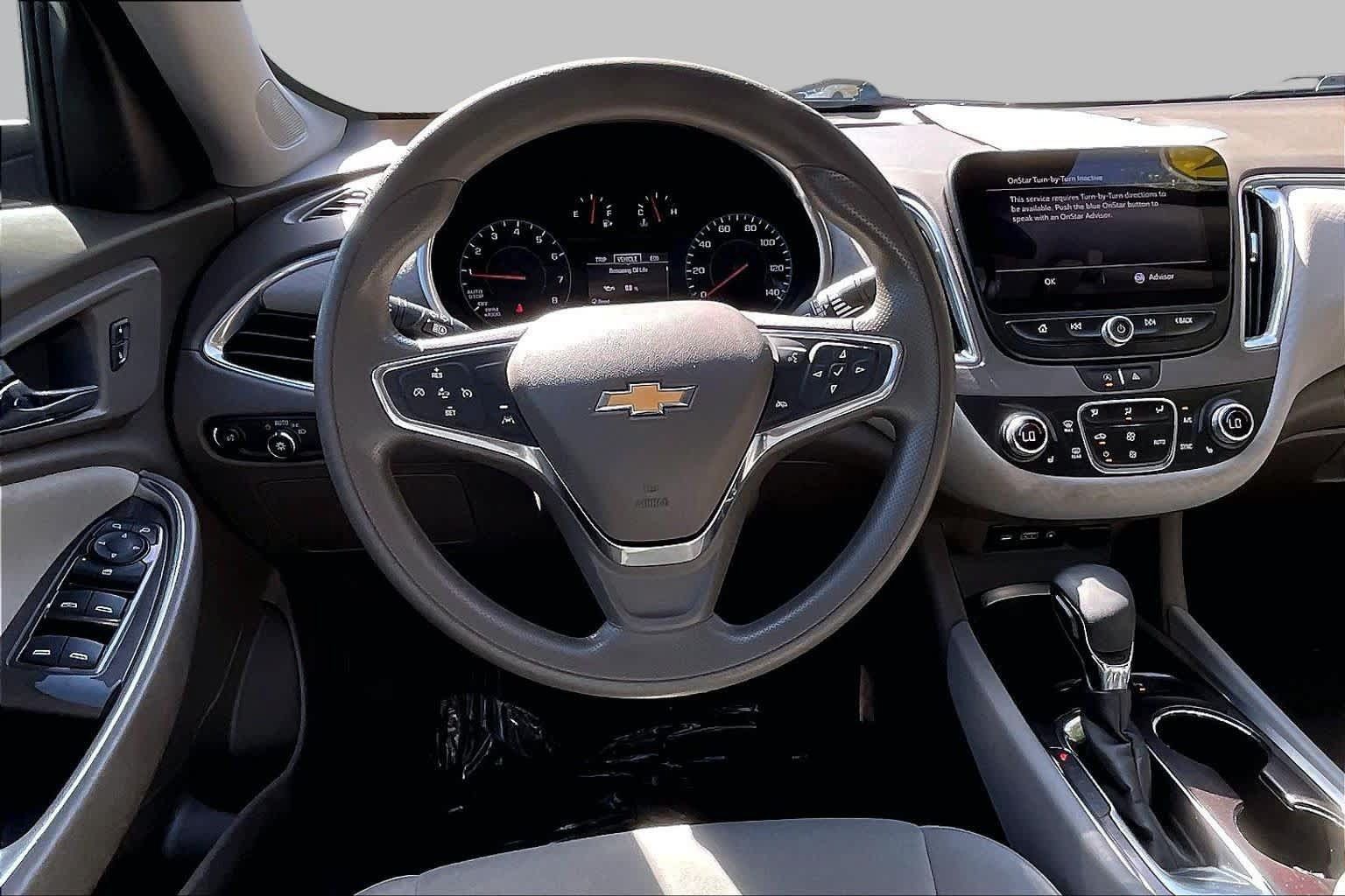 Used 2021 Chevrolet Malibu LT FWD image 6