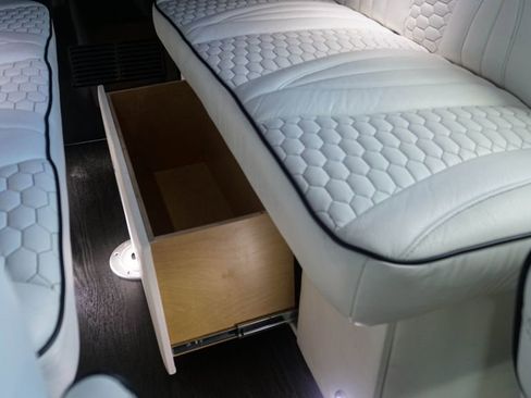 Used 2020 Mercedes-Benz Sprinter 3500 image 92