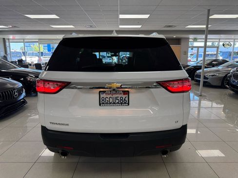 Used 2018 Chevrolet Traverse LT image 5