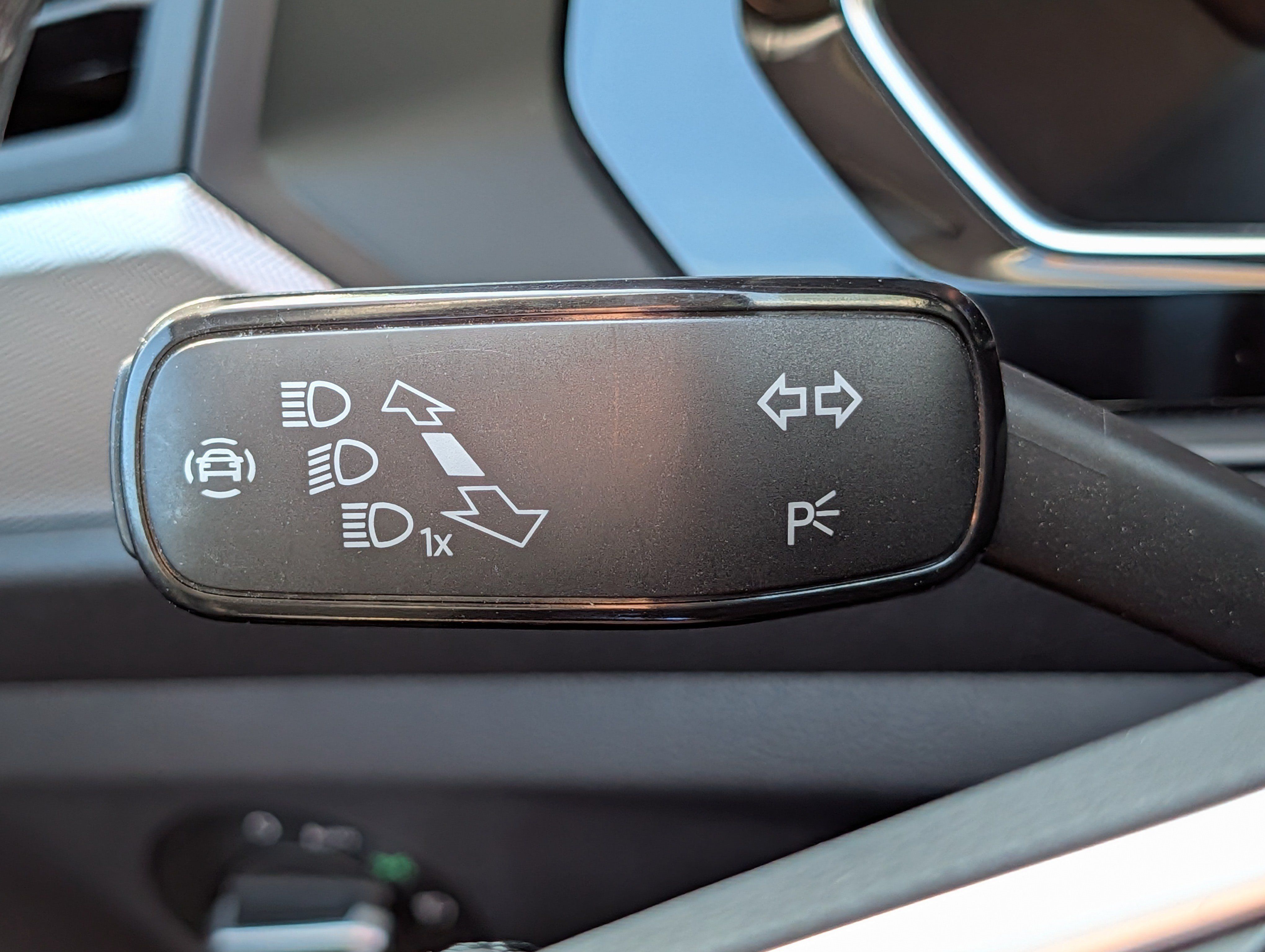 Used 2023 Volkswagen Jetta S FWD image 31