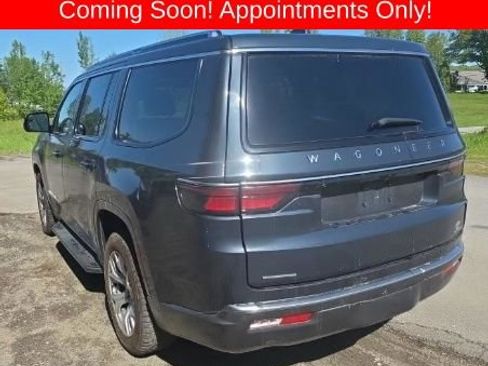 Used 2022 Jeep Wagoneer Series I w/ Convenience Group I AWD/4WD image 2