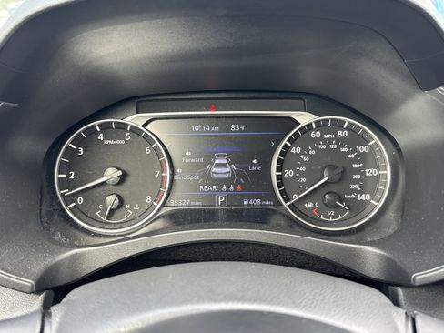 Used 2025 Nissan Altima 2.5 SV FWD image 31