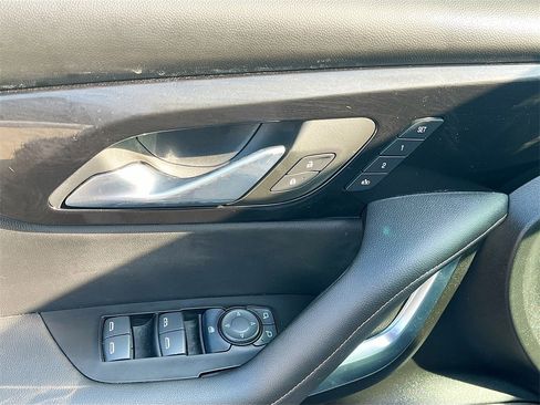 Used 2025 Chevrolet Blazer Premier w/ LPO, Black Sport Package image 18