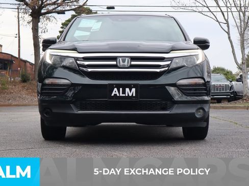 Used 2018 Honda Pilot Touring image 4