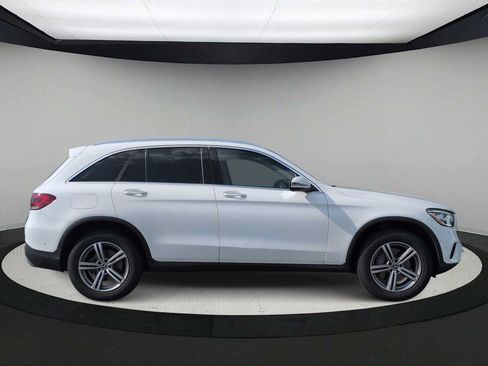 Used 2021 Mercedes-Benz GLC 300 4MATIC image 9