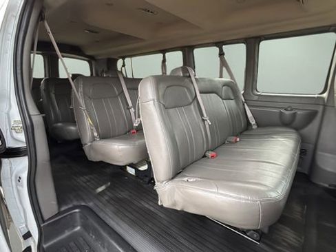 Used 2022 Chevrolet Express 3500 LS image 35