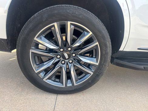 Used 2022 Cadillac Escalade Sport w/ Heavy-Duty Trailer Package image 10