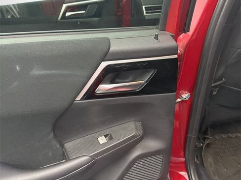 Used 2022 Mitsubishi Outlander ES image 33