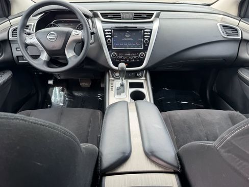 Used 2018 Nissan Murano S FWD image 17