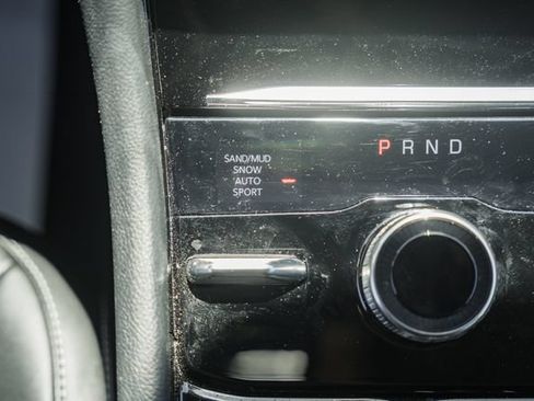 Used 2023 Jeep Grand Cherokee Limited AWD/4WD image 35