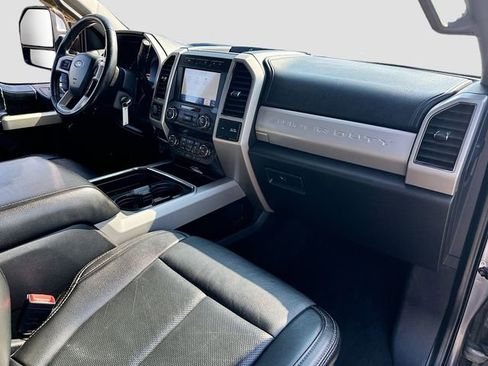 Used 2021 Ford F250 Lariat w/ Chrome Package AWD/4WD image 29