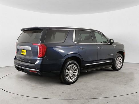 Used 2023 GMC Yukon SLT image 4