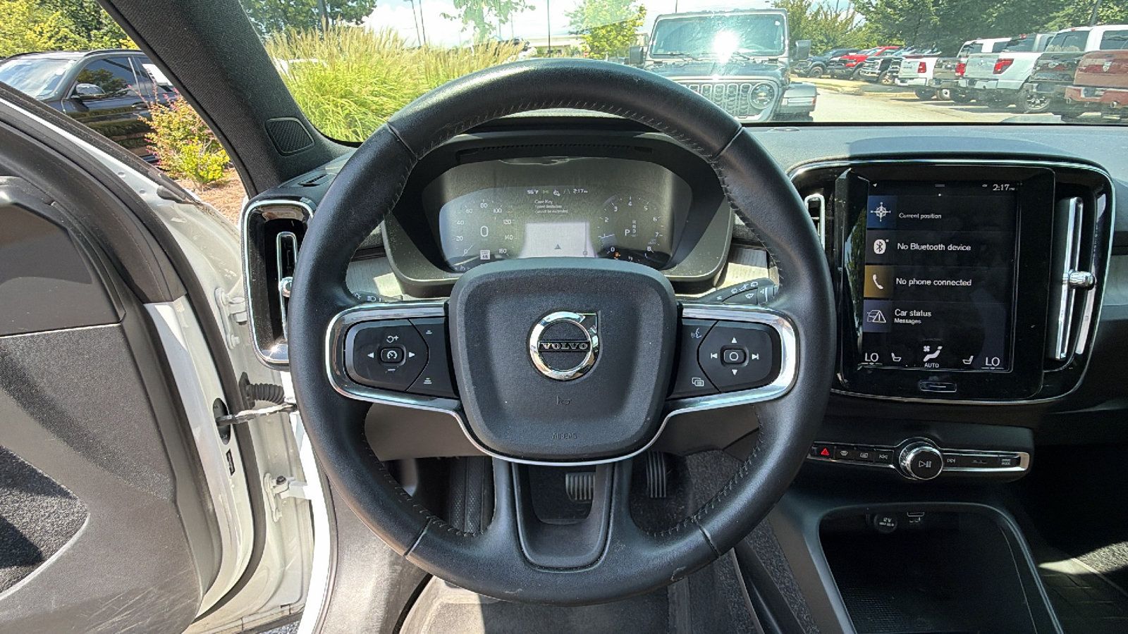 Used 2021 Volvo XC40 T5 Inscription w/ Protection Package Premier AWD/4WD image 26