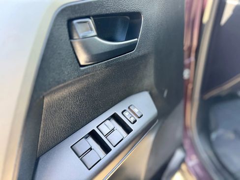 Used 2017 Toyota RAV4 LE image 24