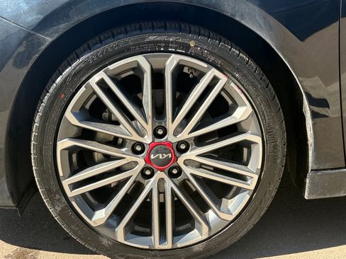 Used 2023 Kia Forte GT w/ GT2 Package image 11