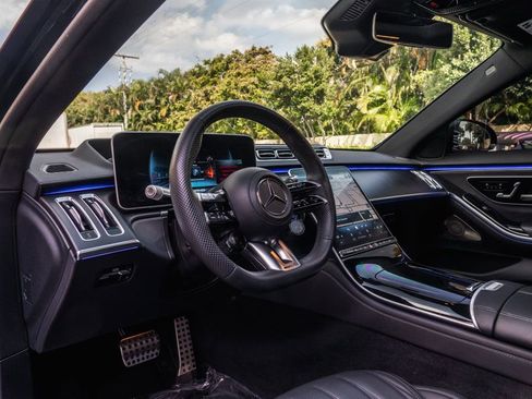 Used 2024 Mercedes-Benz S 63 AMG S image 15