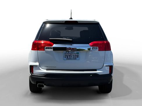 Used 2017 GMC Terrain SLE FWD image 4