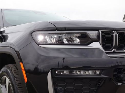New 2026 Jeep Grand Cherokee Limited image 4