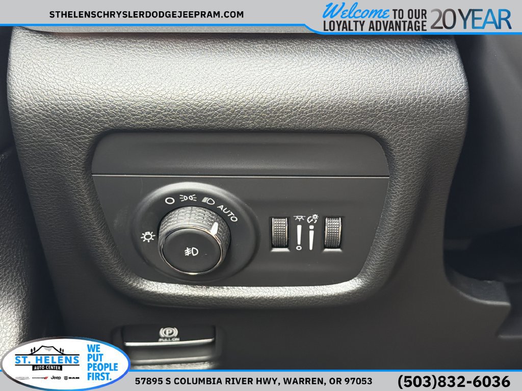 New 2027 Jeep Grand Cherokee Limited AWD/4WD image 18