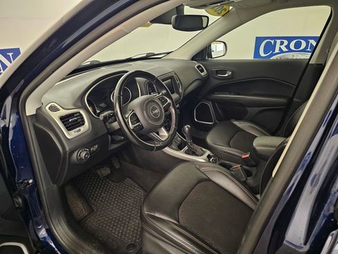 Used 2021 Jeep Compass Latitude w/ Convenience Group AWD/4WD image 3