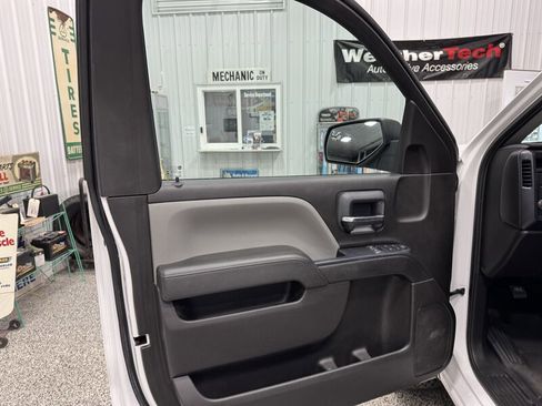 Used 2018 GMC Sierra 1500 image 17