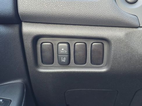 Used 2025 Mitsubishi Outlander Sport ES AWD/4WD image 22