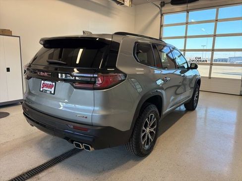 Used 2025 GMC Acadia AT4 AWD/4WD image 9