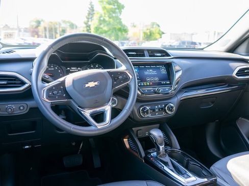 Used 2023 Chevrolet TrailBlazer ACTIV w/ Convenience Package image 14