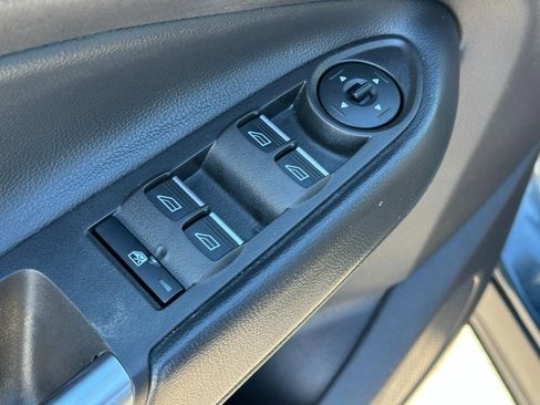 Used 2019 Ford Escape Titanium image 16