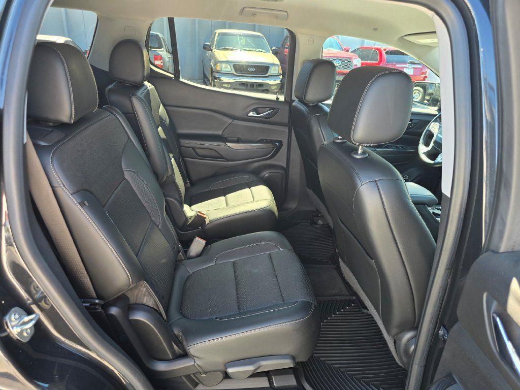 Used 2020 GMC Acadia SLT FWD image 11