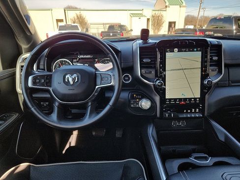 Used 2022 RAM 1500 Laramie w/ Sport Appearance Package image 6