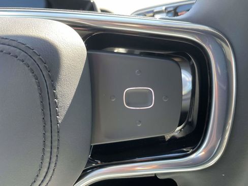 New 2026 Lincoln Nautilus Premier image 23