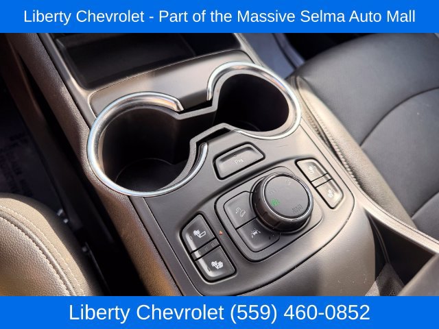 Used 2024 GMC Terrain SLT w/ Infotainment Package II AWD/4WD image 23