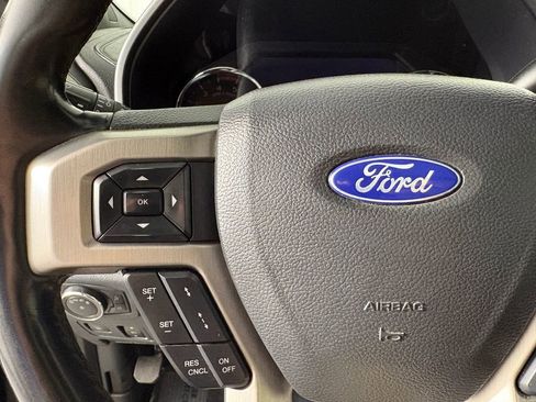 Certified 2022 Ford F450 Platinum w/ FX4 Off-Road Package AWD/4WD image 23