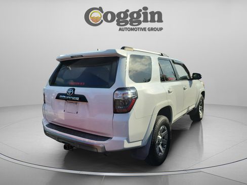 Used 2015 Toyota 4Runner Trail Premium AWD/4WD image 5