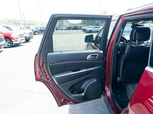 Certified 2021 Jeep Grand Cherokee Limited AWD/4WD image 13
