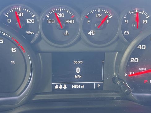 Used 2024 Chevrolet Silverado 2500 Custom w/ Custom Convenience Package image 30