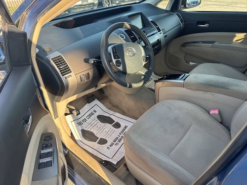 Used 2004 Toyota Prius FWD image 12