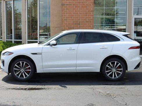 Used 2026 Jaguar F-PACE R-Dynamic S AWD/4WD image 2