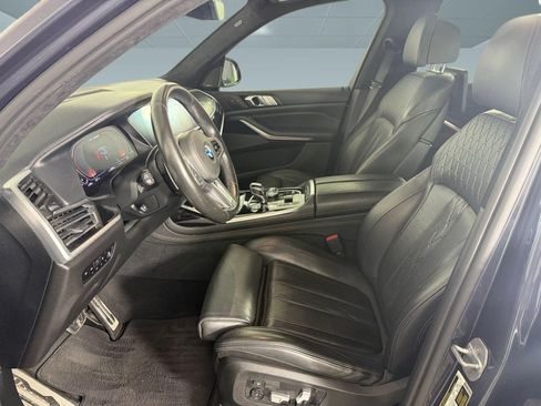 Used 2020 BMW X7 M50i w/ Executive Package AWD/4WD image 5