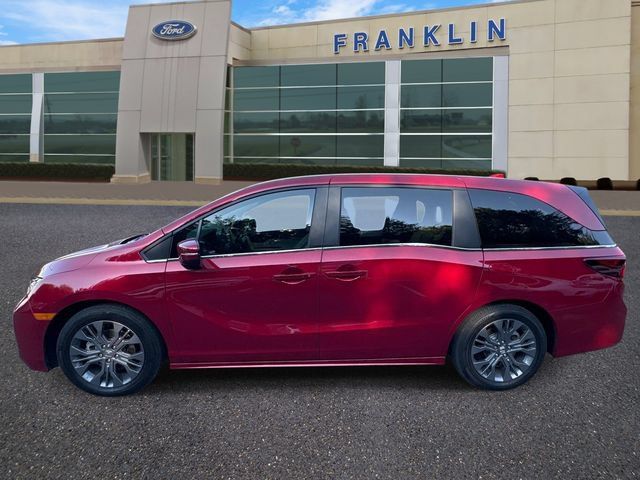 Used 2026 Honda Odyssey Touring image 4