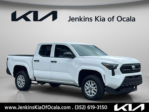 Used 2025 Toyota Tacoma SR RWD image 1