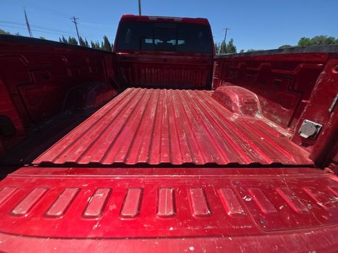Used 2022 Chevrolet Silverado 2500 LTZ w/ LTZ Convenience Package AWD/4WD image 12