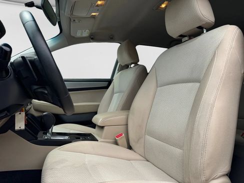 Used 2015 Subaru Outback 2.5i Premium AWD/4WD image 14