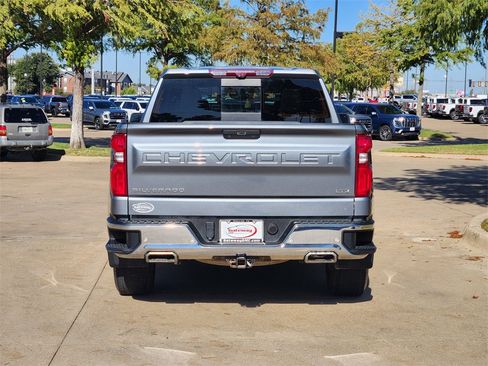 Used 2020 Chevrolet Silverado 1500 LTZ w/ LTZ Premium Package image 6