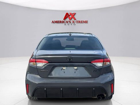 Used 2025 Toyota Corolla SE FWD image 5